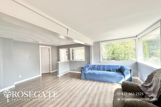 Photo du bâtiment - Spacious 4-Bedroom Detached Home in Toront...