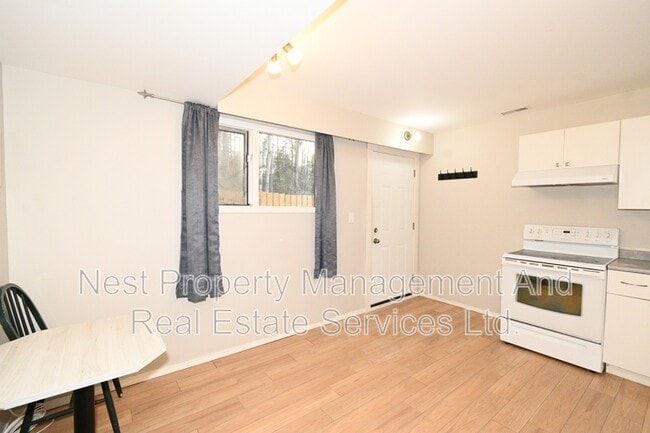 Building Photo - 2688 Norwood St