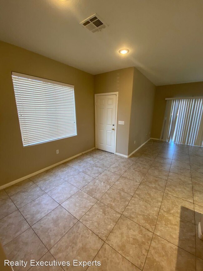 Building Photo - 3 br, 2.5 bath House - 7826 Harp Tree St