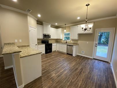 Building Photo - 103 Deep Cove Dr