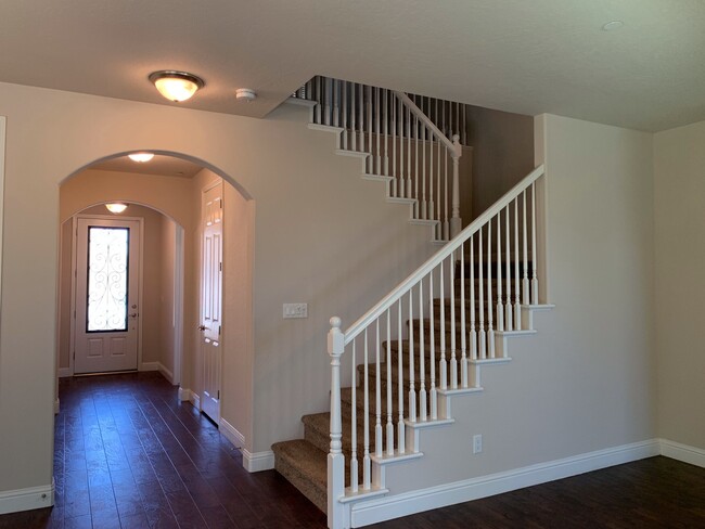 Foto del edificio - Newer Granville Home For Rent In Copper Ri...