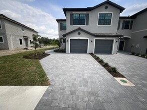 Building Photo - 14116 Gardeners Wy