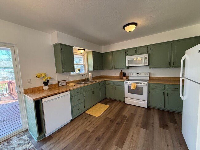 Foto del edificio - 152 Rea St