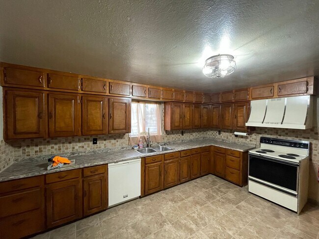 Foto del edificio - 3 Bedroom 3 Bath Home