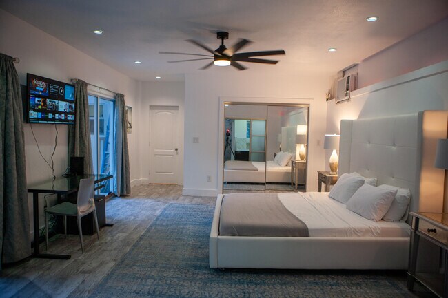 Foto del edificio - 5967 SW 58th Terrace
