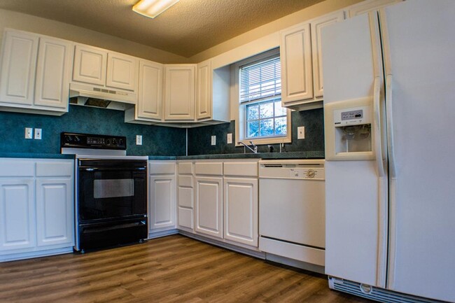 Building Photo - 4745 Leprechaun Ln