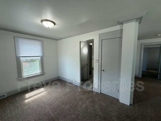 Foto del edificio - 3112 York St