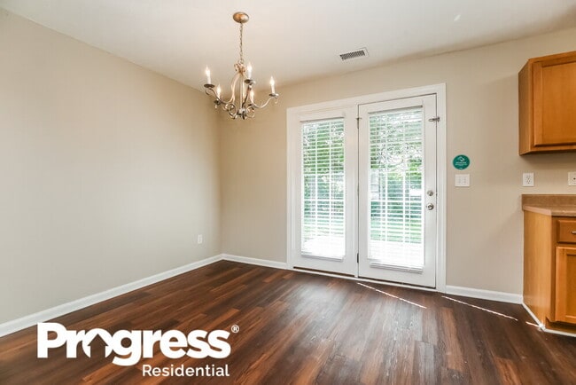 Building Photo - 1419 Destiny Dr
