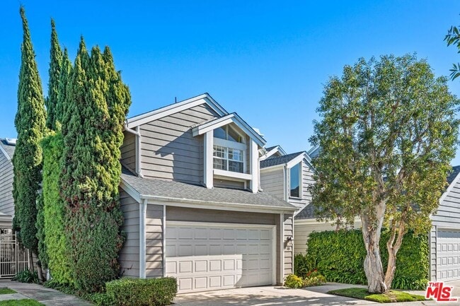 Building Photo - 13082 Mindanao Way