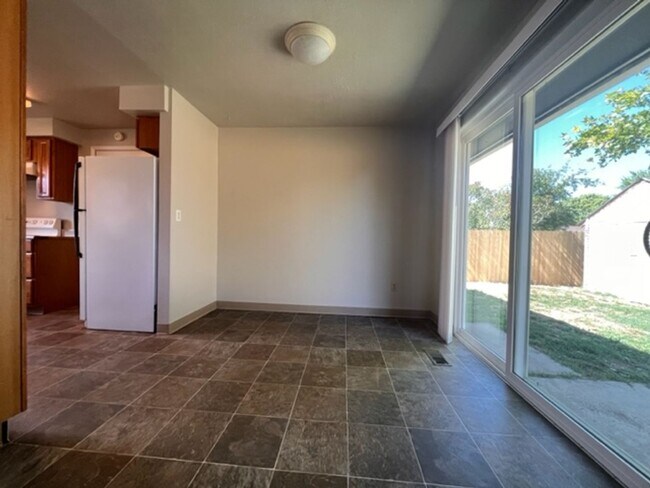 Foto del edificio - Affordable & Centrally Located Meridian Ge...