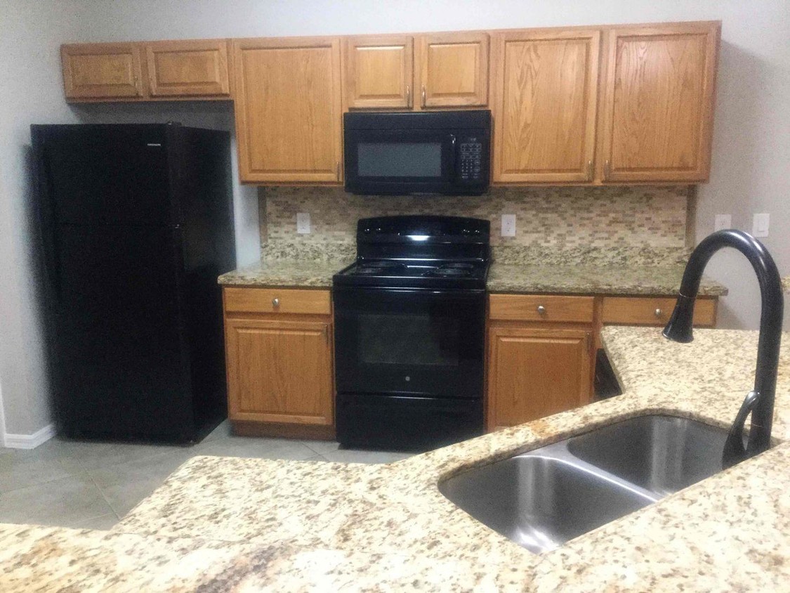 Foto del edificio - 4 bedroom in Port St. Lucie FL 34953