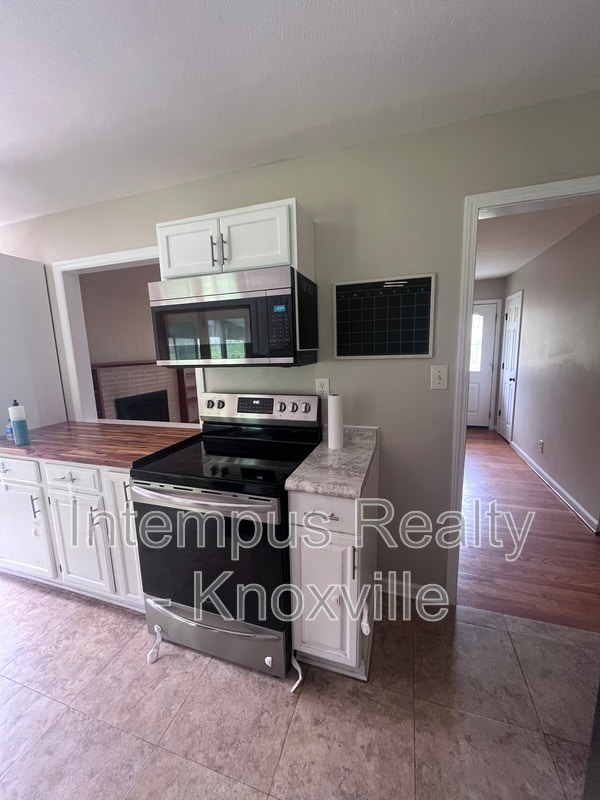 Foto del edificio - 7931 W Cliff Dr
