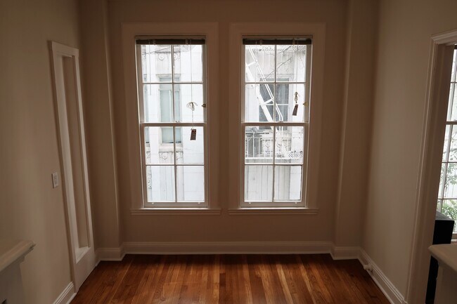 Building Photo - 1090 Eddy St