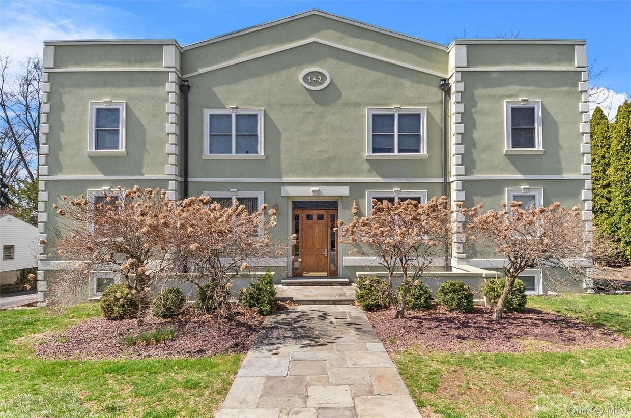 Foto principal - 142 Bannon Ave