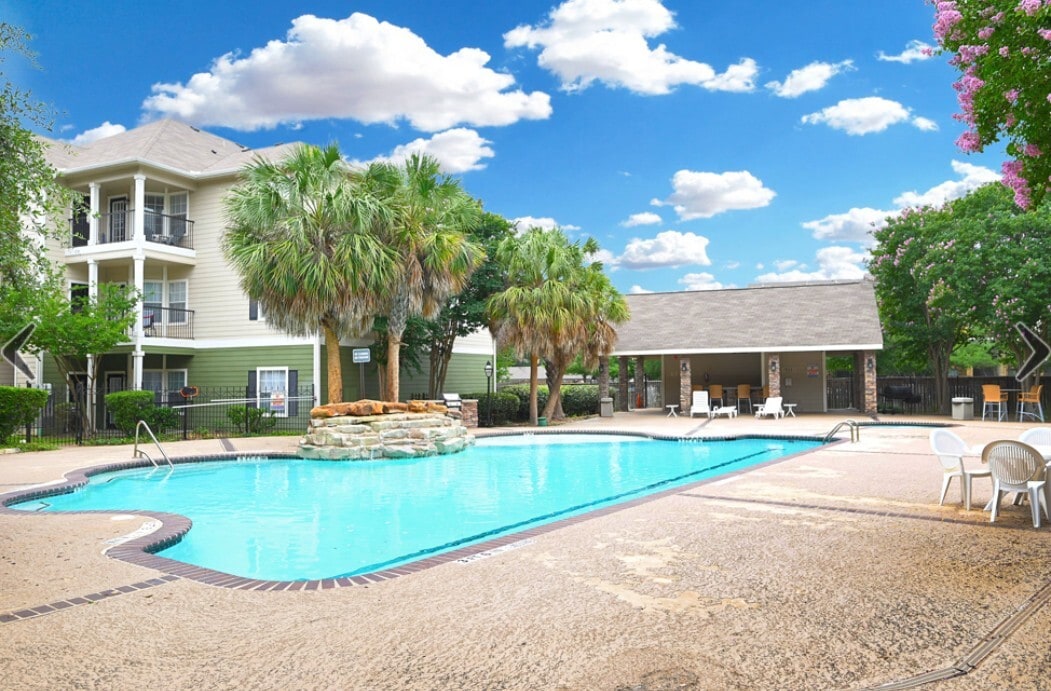 Primary Photo - Enclave at Buckhorn Crossing