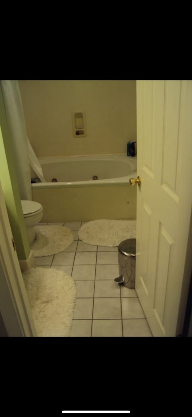 Foto del edificio - 2730 Brownsboro Rd