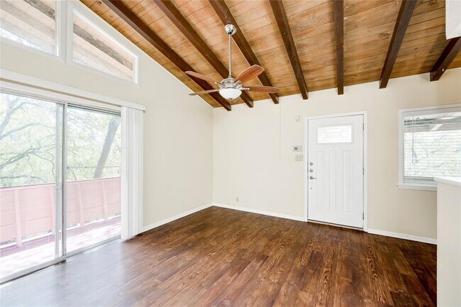 Foto del edificio - 1511 Shoal Creek Blvd