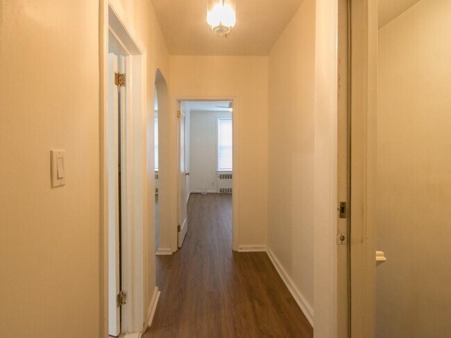Foto del edificio - 1573 74th St