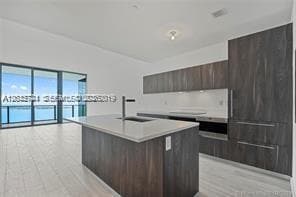 Building Photo - 480 NE 31st St
