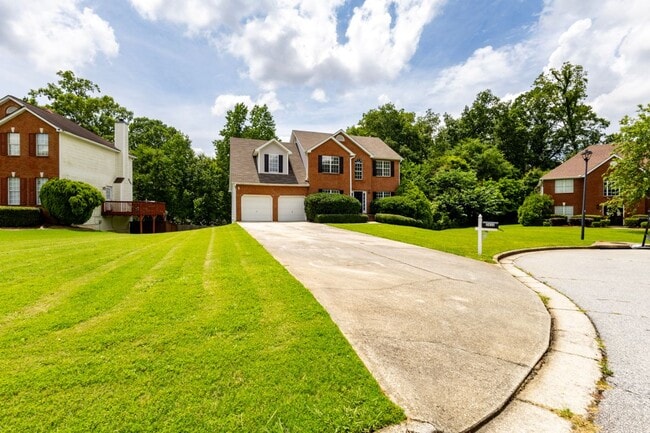 Building Photo - 2432 Pendergrass Ln
