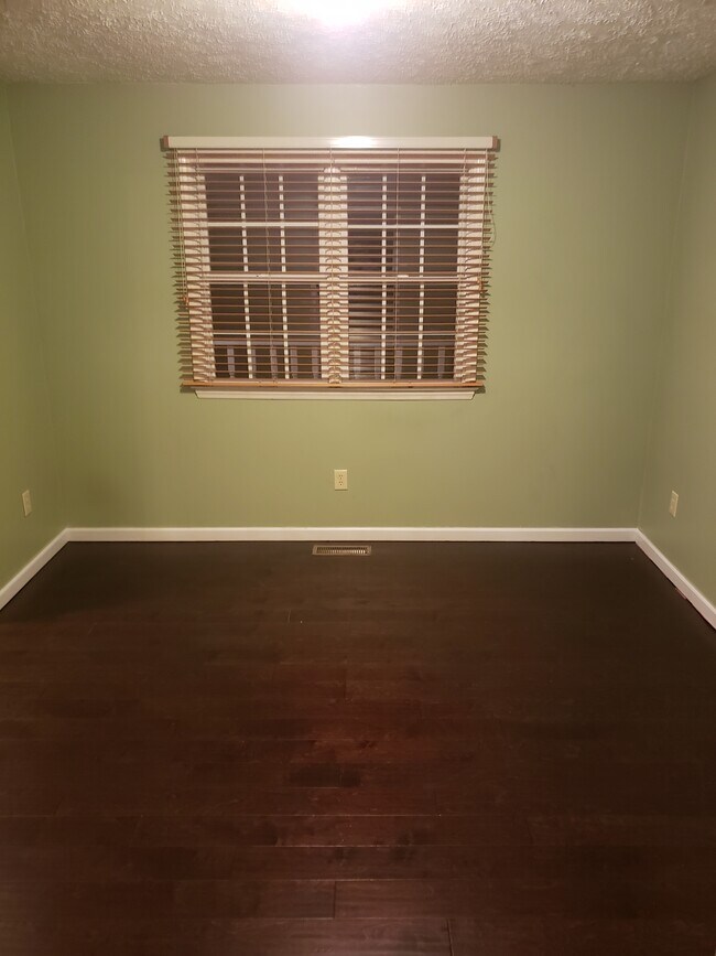 Comedor formal u oficina - 251 Rembrandt Dr