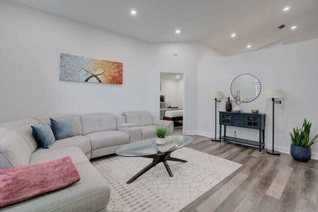 Foto del edificio - 6178 Garrett St