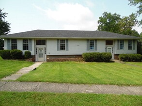 Building Photo - 3301 Pepperhill Rd