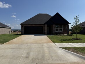 Building Photo - 429 Gosling Is