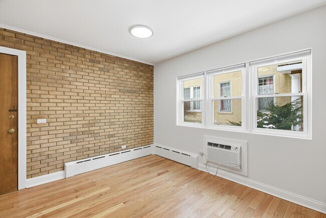 Foto del edificio - 1506 Glencoe Ave