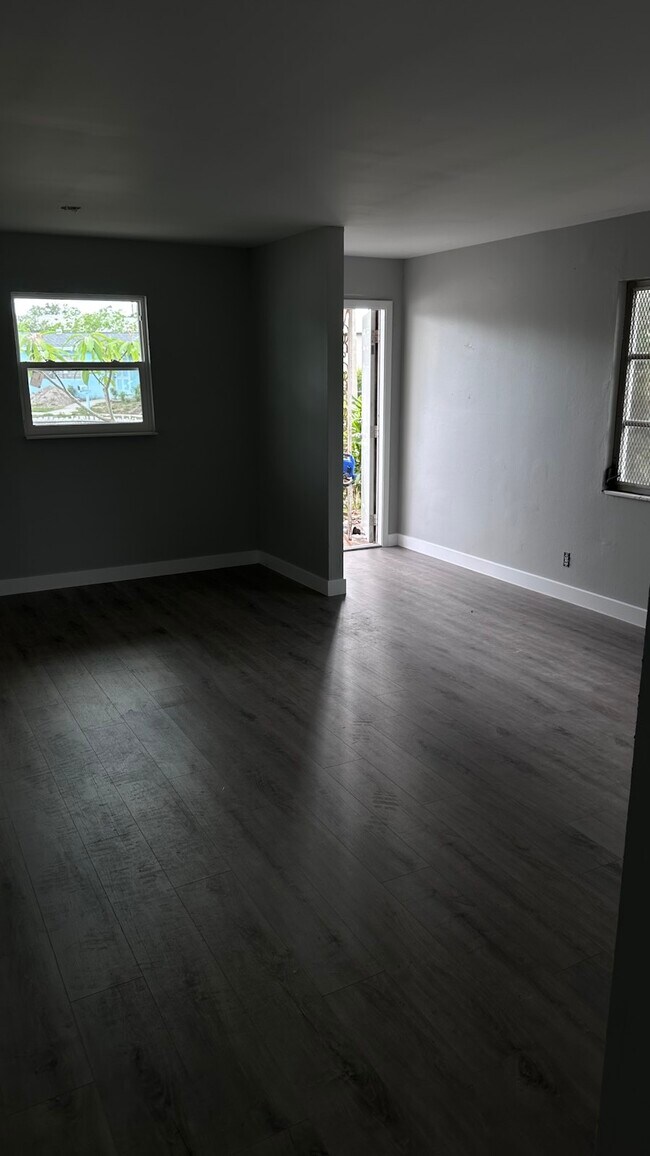 Building Photo - 1759 Aquarius Ct