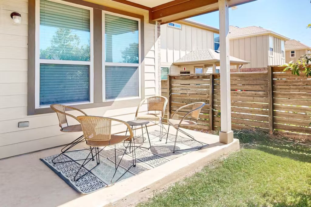 Foto principal - 3651 Sandy Brook Dr