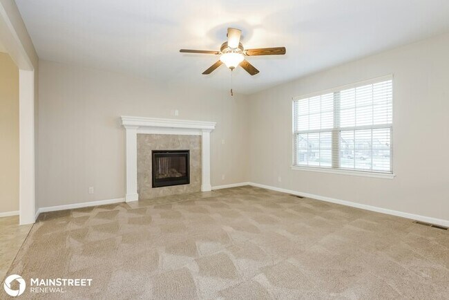 Building Photo - 1001 Quartz St, Louisburg, KS 66053