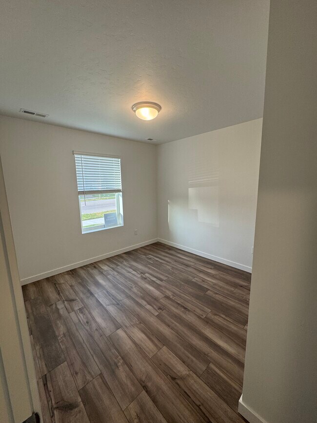 Foto del edificio - 6612 W Windshear St