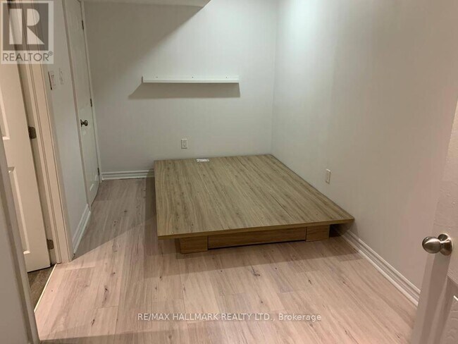 Photo du bâtiment - 130 Ashdale Ave