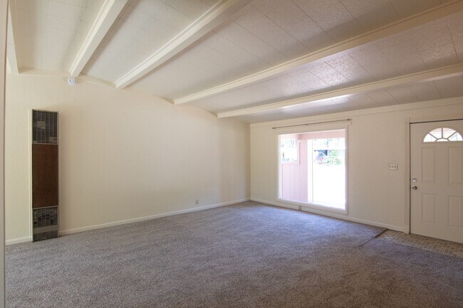 Building Photo - Plenty of Space Inside and Out!