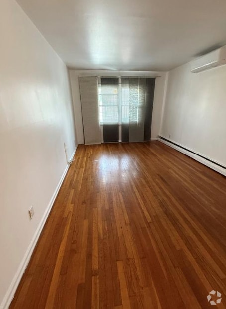 Building Photo - 10558 Flatlands Ave