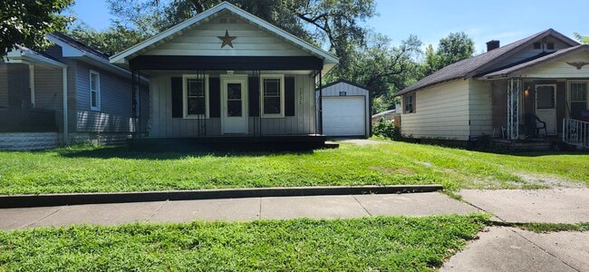 Building Photo - 1735 N 26th St