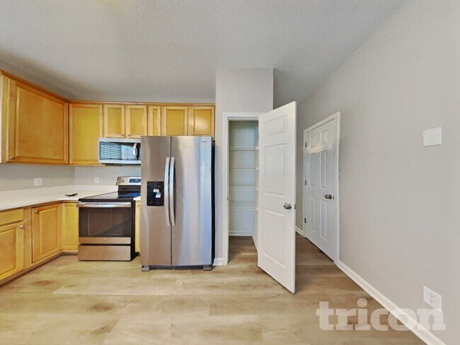 Foto del edificio - 1377 Still Point Ct