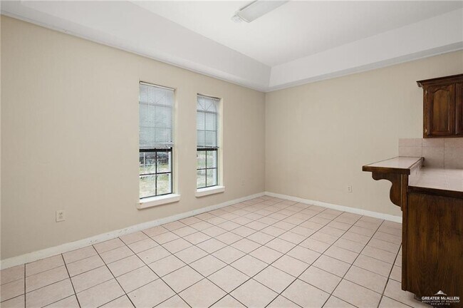 Building Photo - 11 Paseo Del Rey