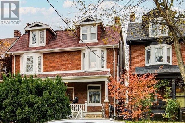 Building Photo - 470 Grace St