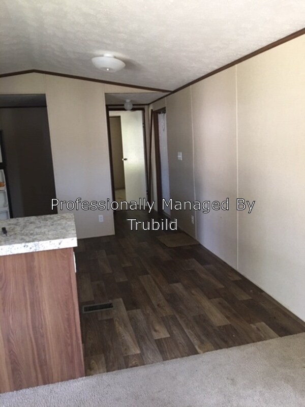 Foto del edificio - 410 Tolbert Pl