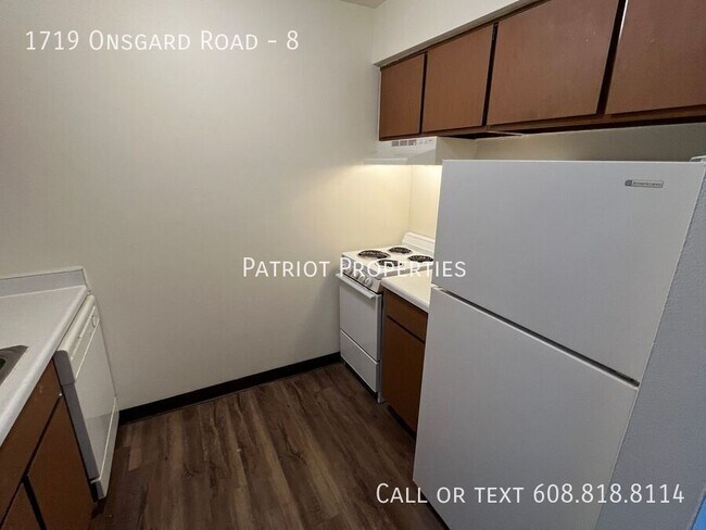Foto del edificio - 1719 Onsgard Rd