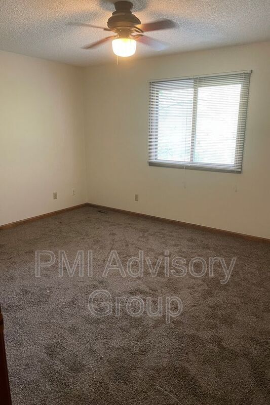Building Photo - 3707 SW Wood Valley Dr