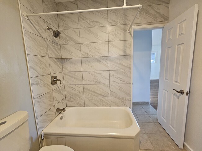 Foto del edificio - 425 Talbot Ave