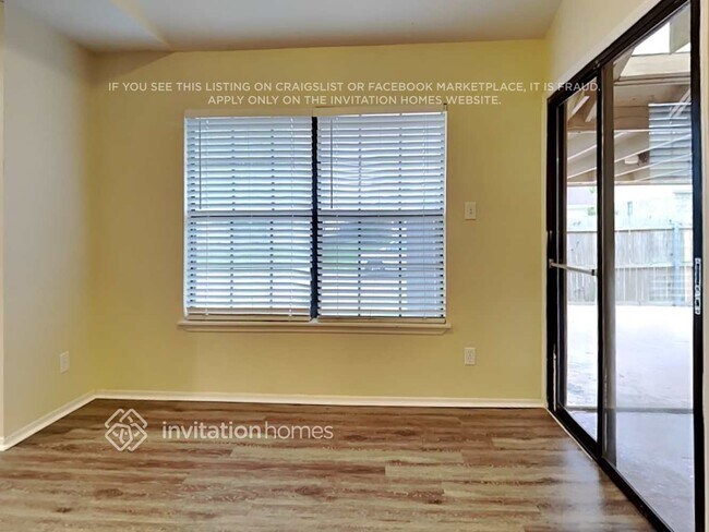 Foto del edificio - 4236 Periwinkle Dr