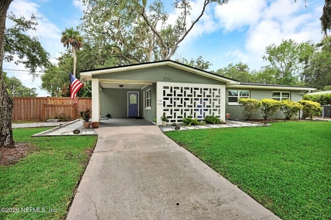 Building Photo - 1104 Boca Grande Ave