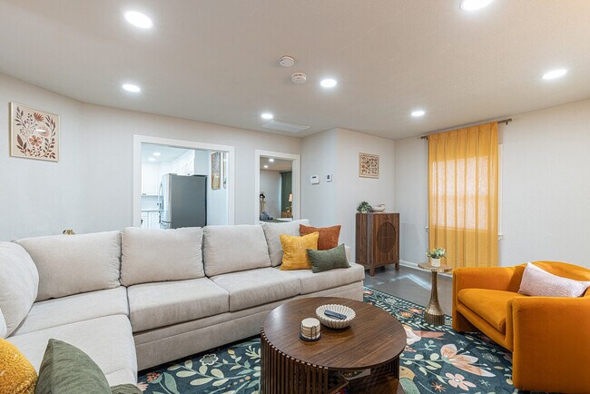 Foto del edificio - 831 Patchett St