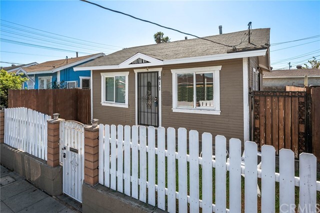 Building Photo - 611 N Lagoon Ave