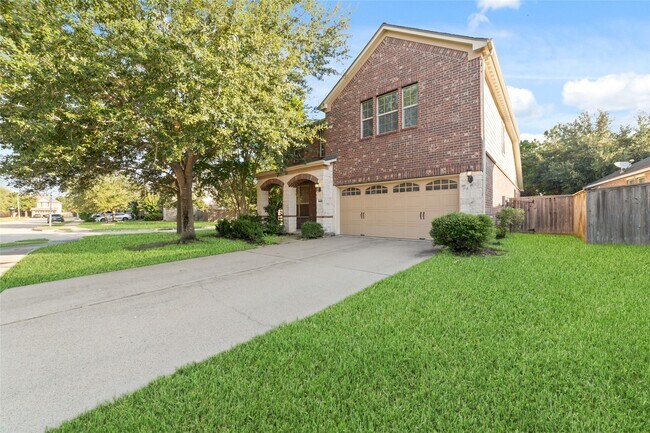 Foto del edificio - 6403 Guilford Glen Ln