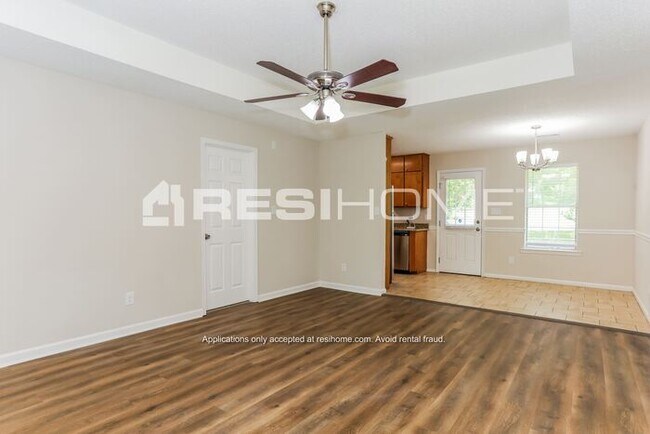 Foto del edificio - 825 S Laney Rd
